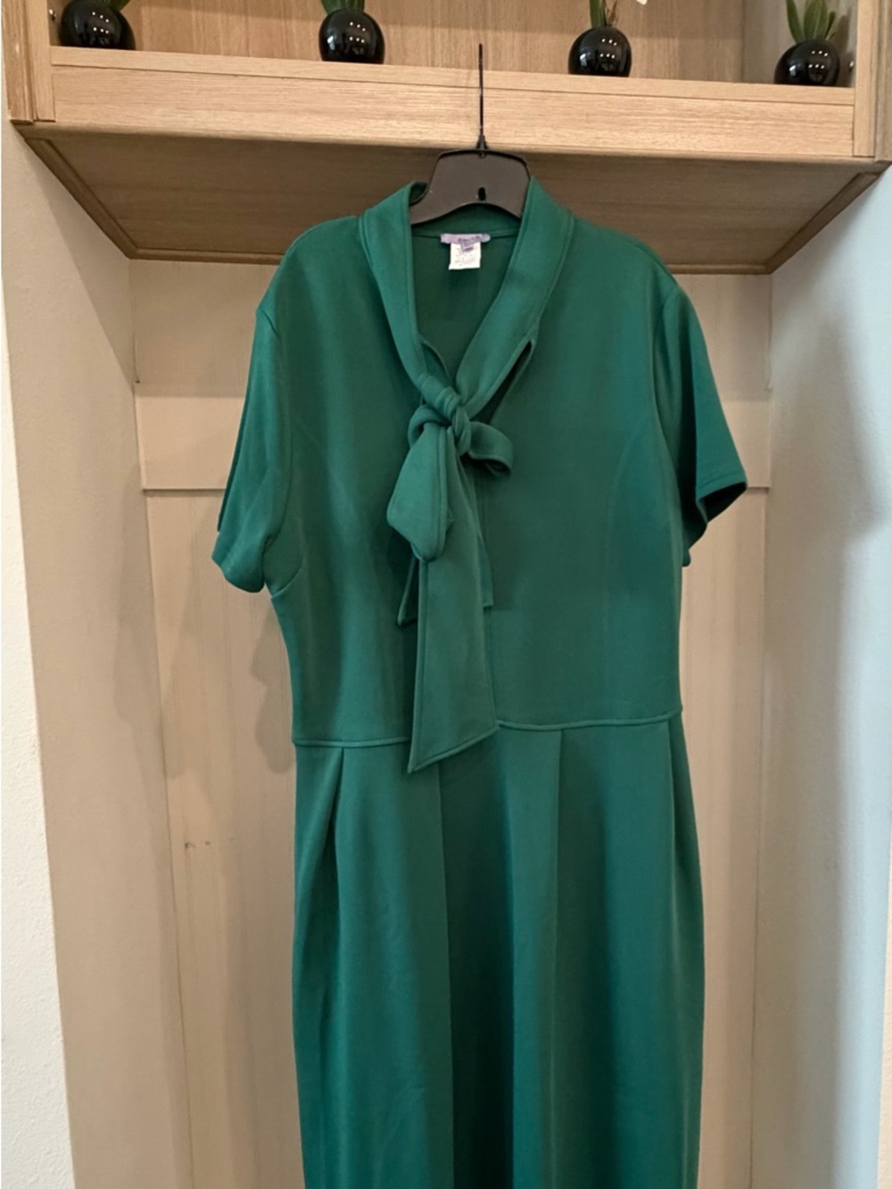 Tie-Neck Midi Dress in Deep Green